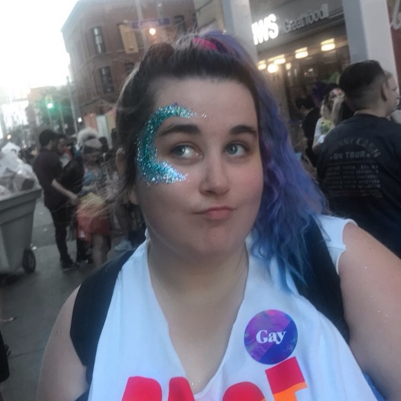 Meet your Posher, Samantha - Picture 4 of 6